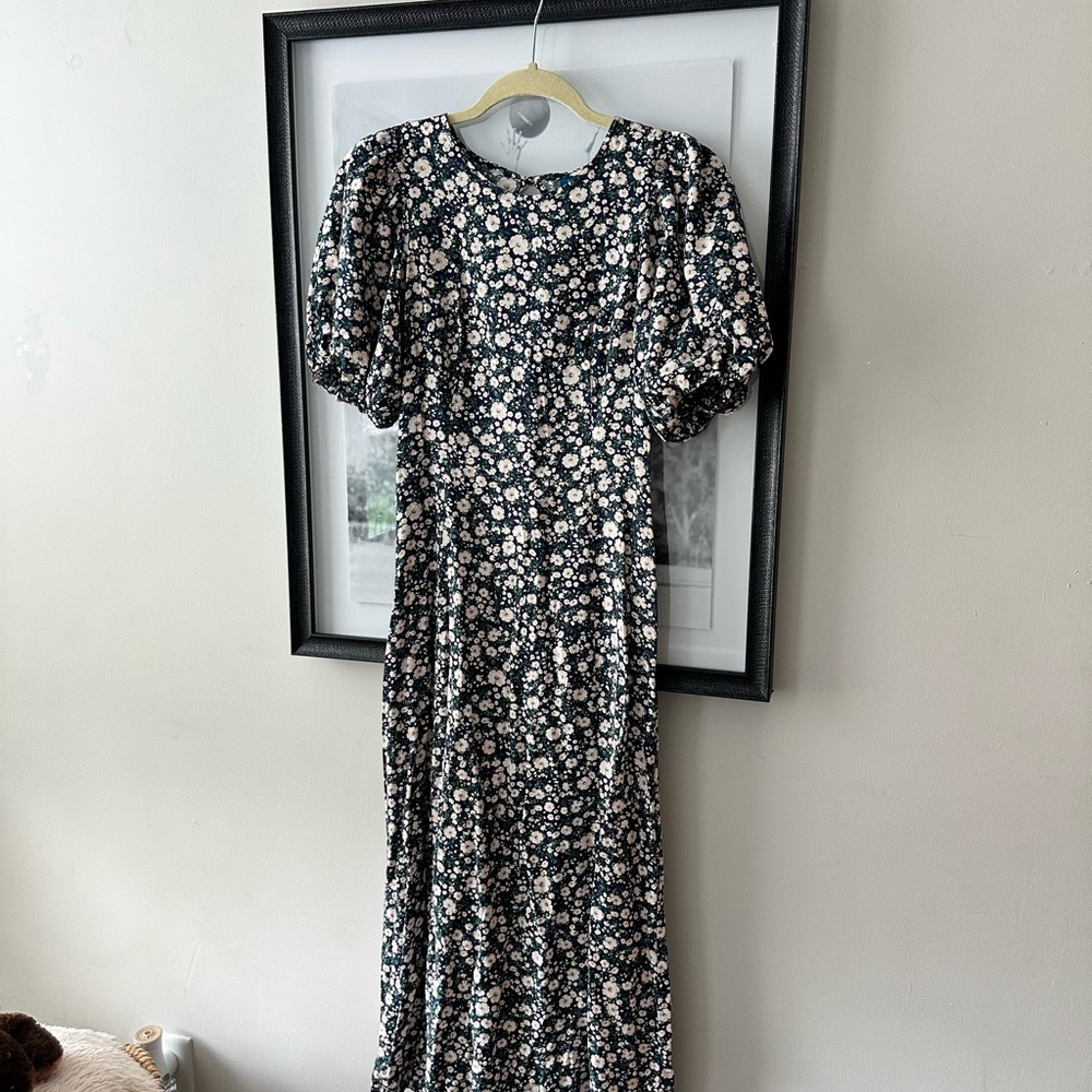 Old Navy Blue and White Floral Dress